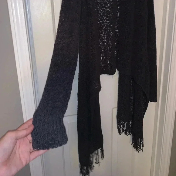 American Eagle Cardigan - Picture 5 of 5